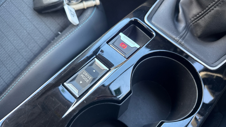 Peugeot 2008 1.2 PureTech Allure Premium 5dr Petrol Estate